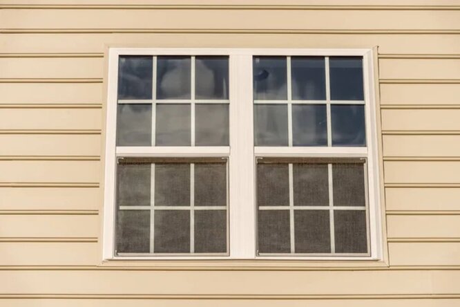 Double-hung or single-hung windows (Vinyl)