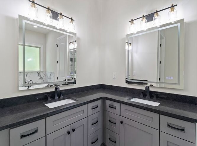 Bathroom-3-Faucet-View-2