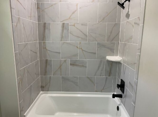 Bathroom-4-Tubshower