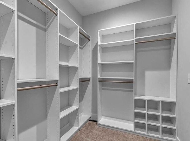 Closet (1)