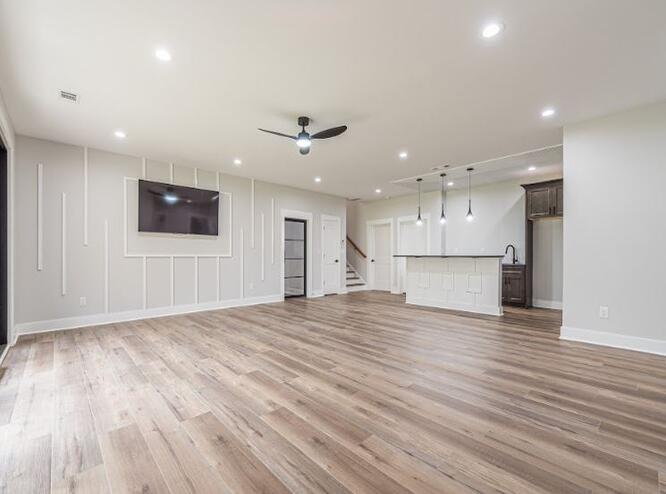 Flooring-Lighting