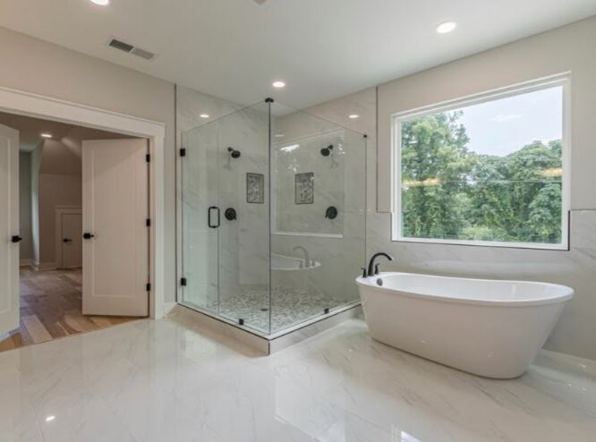 Full-Bathroom-View-1