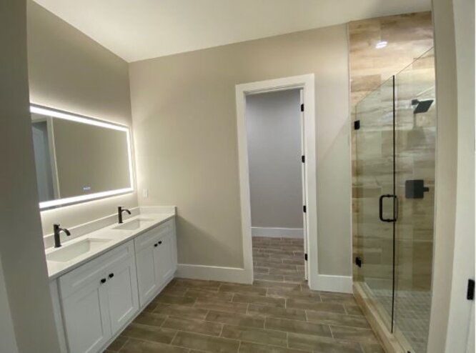 Full-View-Of-Bathroom-2-1