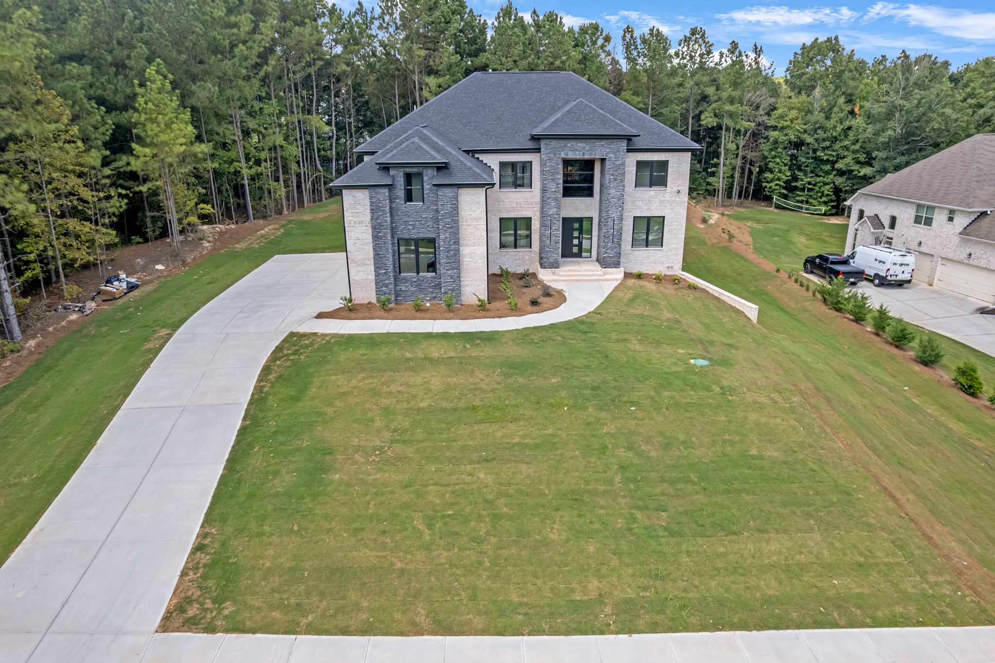 421 Saint Surey Way-02