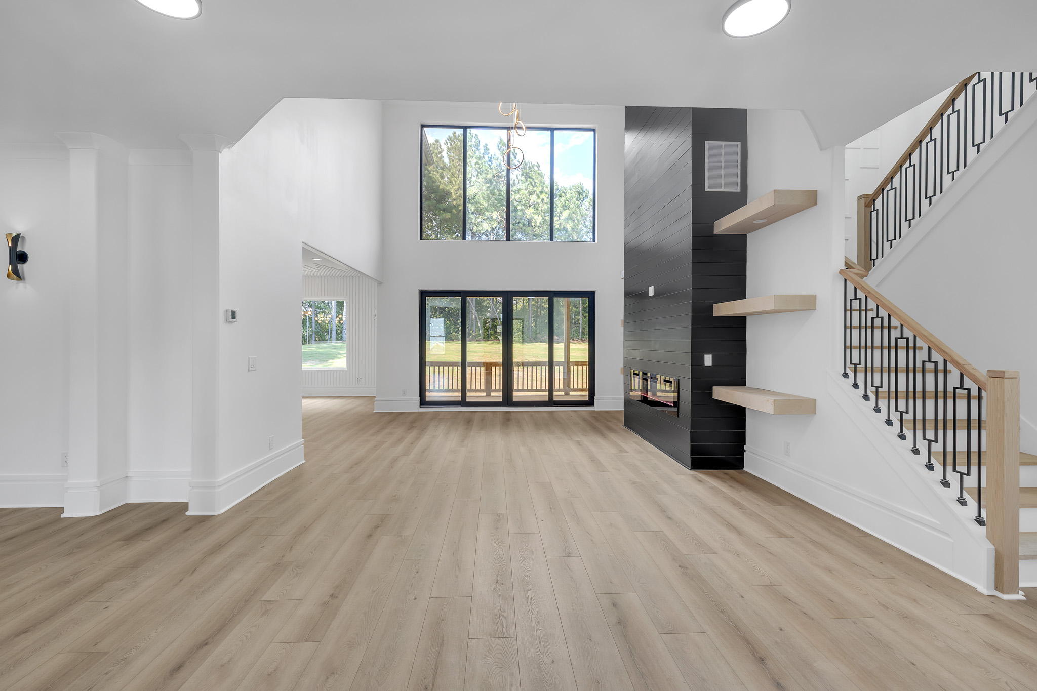 421 Saint Surey Way-05