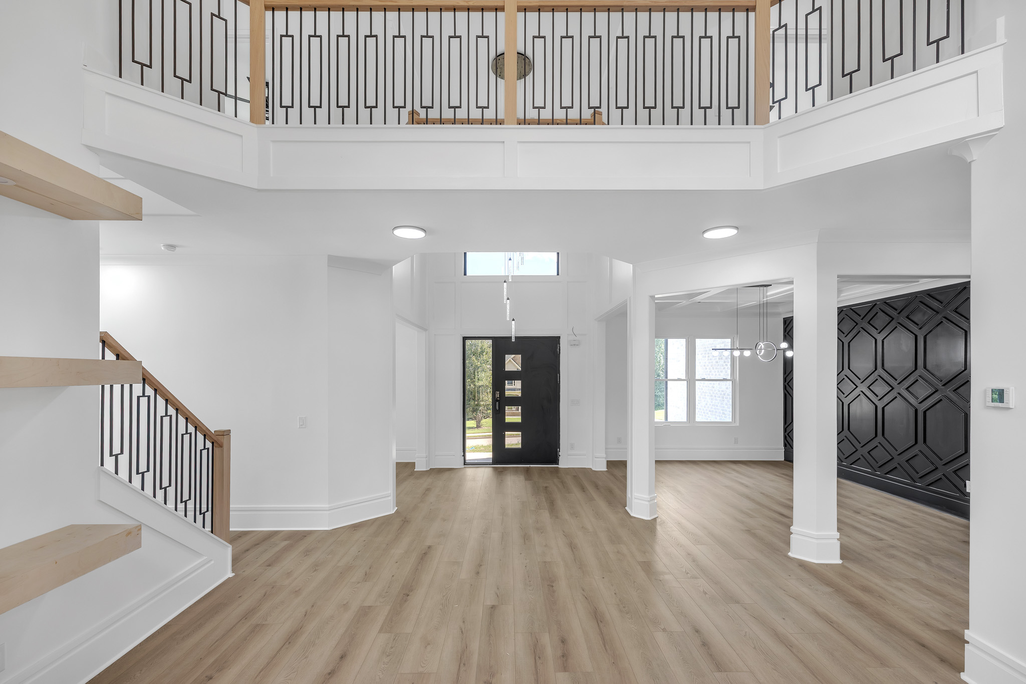 421 Saint Surey Way-06