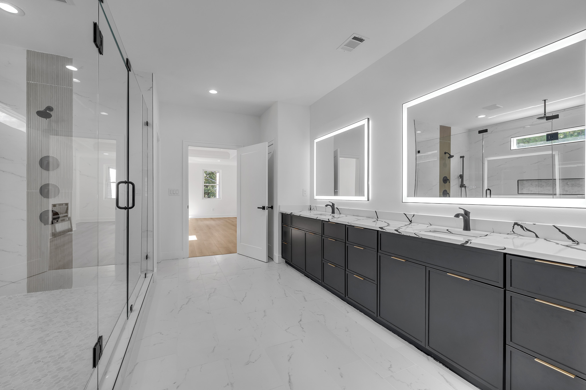 421 Saint Surey Way-34