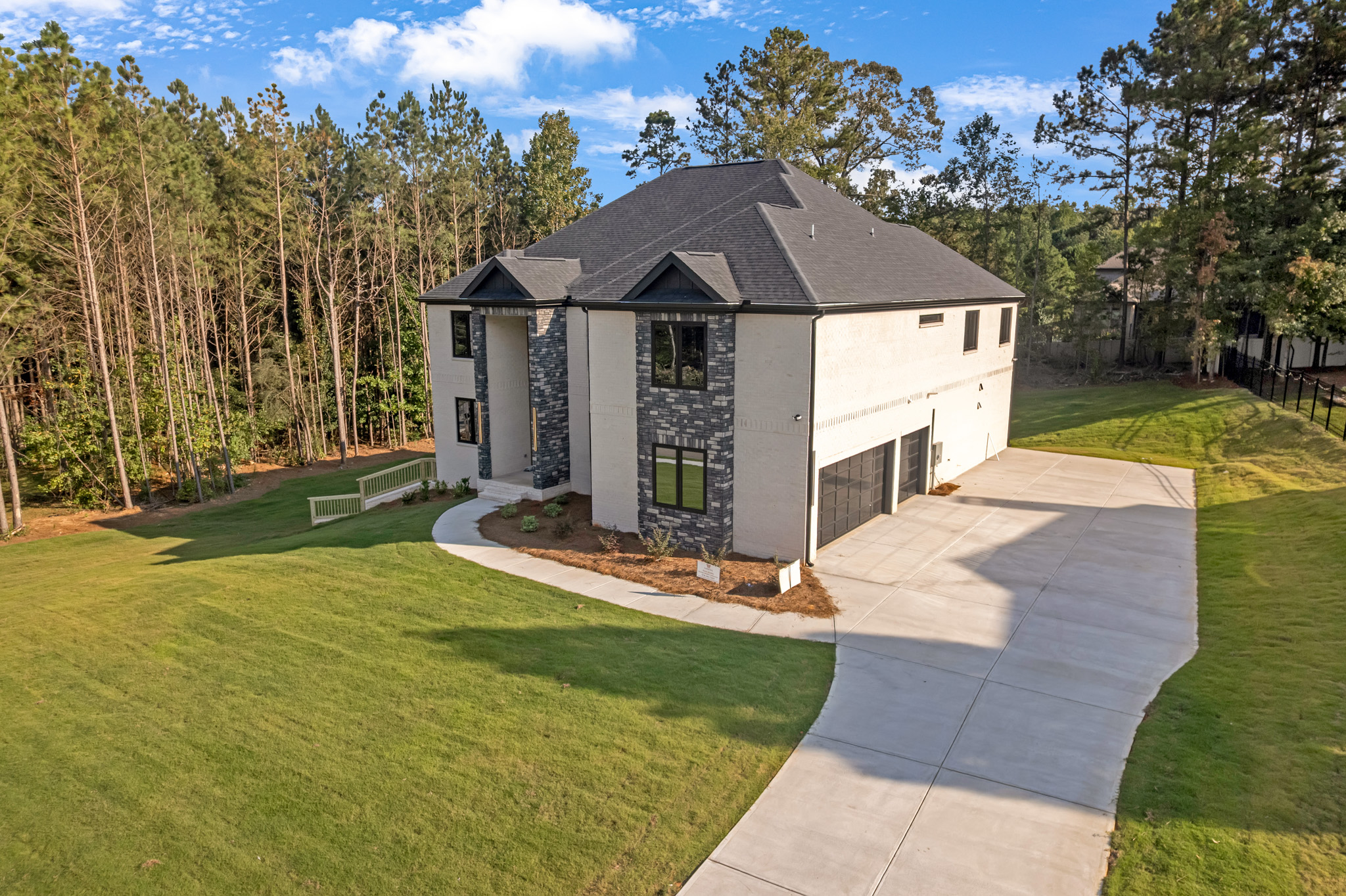 532 Saint Samber Dr-03