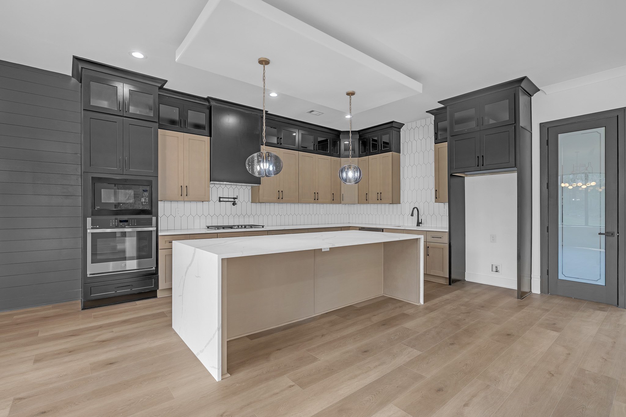 532 Saint Samber Dr-10