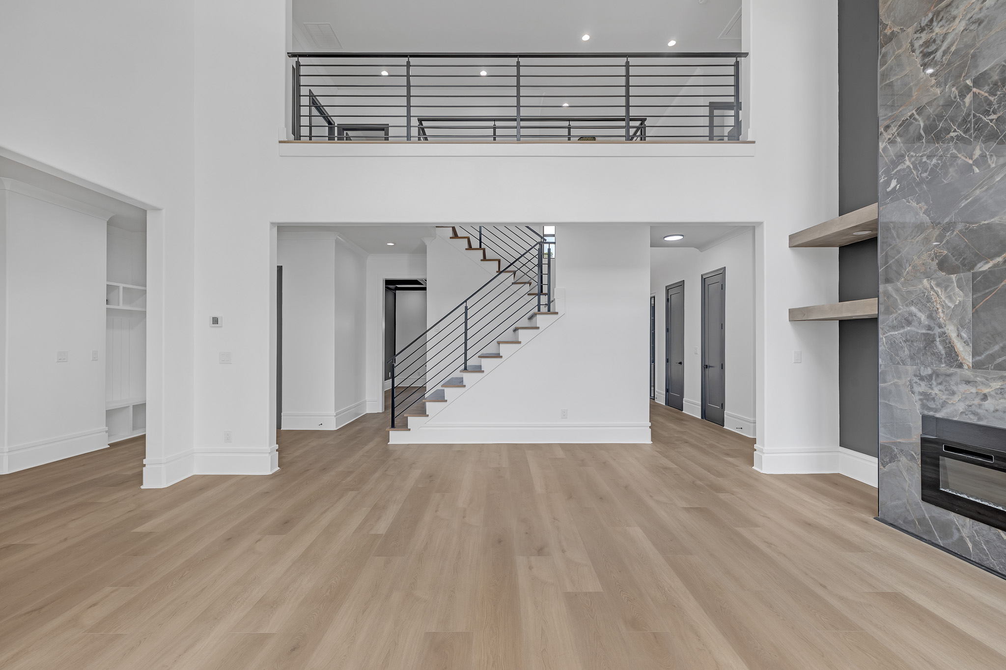 532 Saint Samber Dr-14