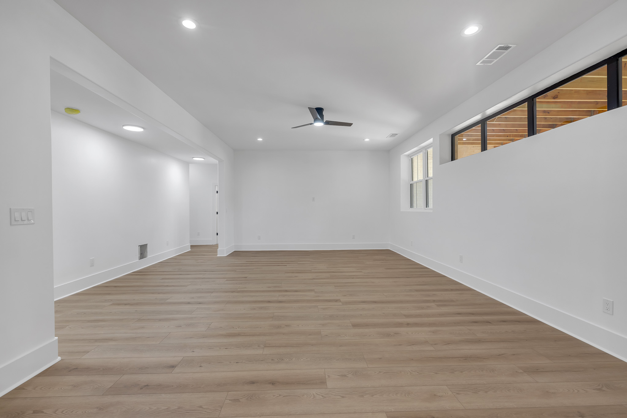 532 Saint Samber Dr-40